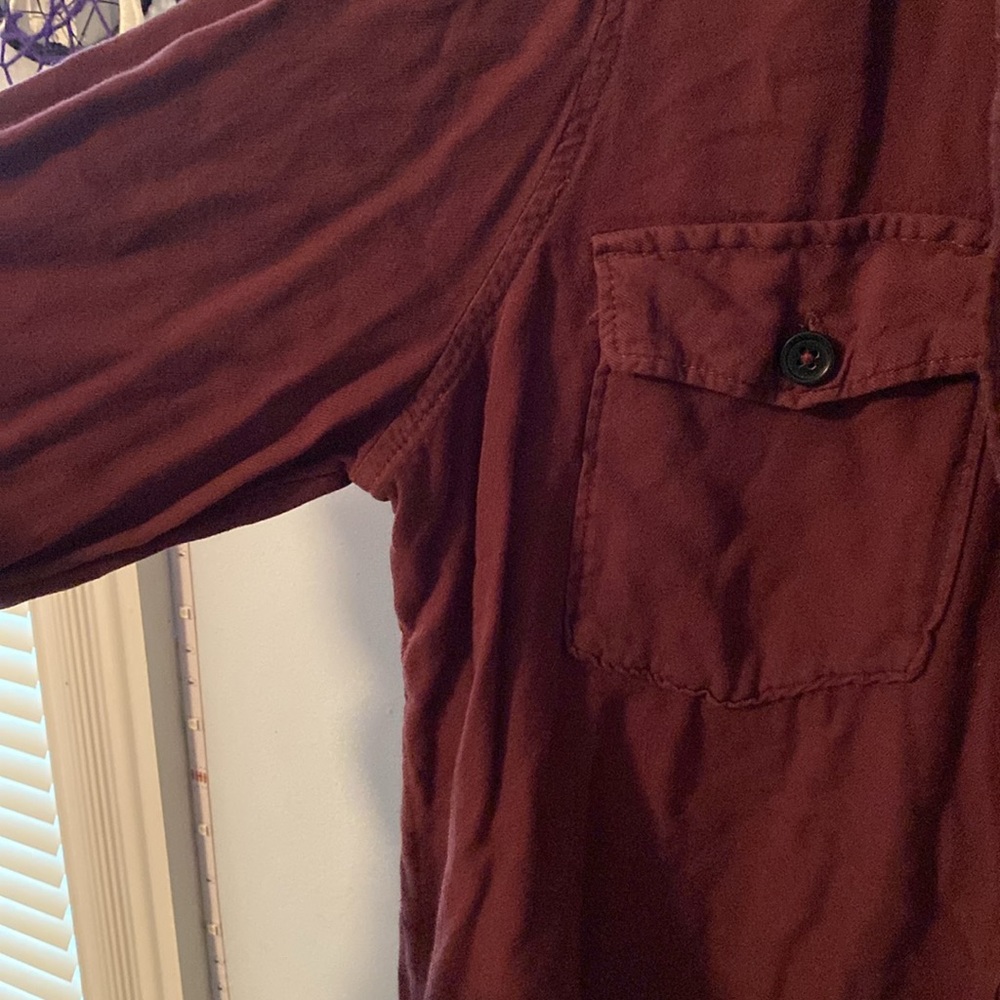 Button down maroon top from Mudd - Picture 3 of 5
